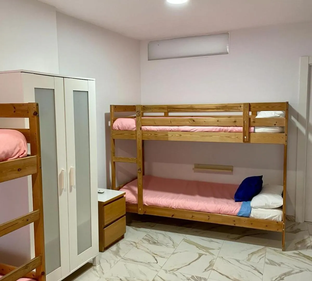 La Casa Azul Hostel Μάλαγα